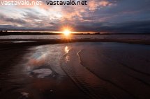 auringonlasku-poyrisjarven-eramaassa-poyrisjarvella