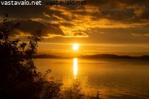 aurinko-laskee