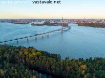 raitiovaunu-koeajolla-kruunusillalla